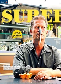 Titelbild der Ausgabe 19/2022 von TIL SCHWEIGER – DER BEWEGTE: SUPERSTAR. Zeitschriften als Abo oder epaper bei United Kiosk online kaufen.
