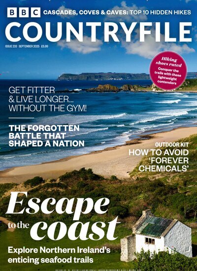 Titelbild der Ausgabe 10/2025 von BBC Countryfile Magazine. Diese Zeitschrift und viele weitere Reisemagazine, Freizeitmagazine und Wissensmagazine als Abo oder epaper bei United Kiosk online kaufen.