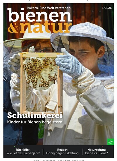 Titelbild der Ausgabe 1/2026 von bienen&natur. Diese Zeitschrift und viele weitere Naturzeitschriften, Landwirtschaftszeitungen und Umweltmagazine als Abo oder epaper bei United Kiosk online kaufen.