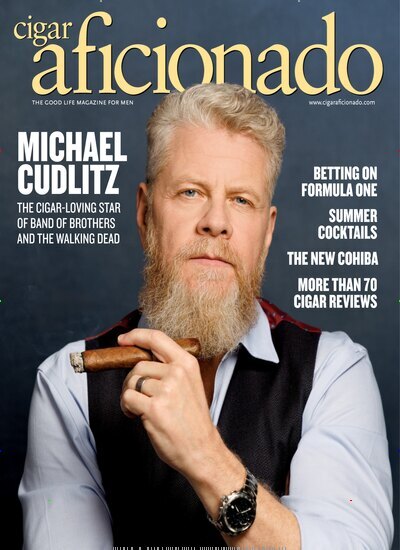 Titelbild der Ausgabe 3/2025 von Cigar Aficionado. Diese Zeitschrift und viele weitere Wirtschaftsmagazine und Politikmagazine als Abo oder epaper bei United Kiosk online kaufen.