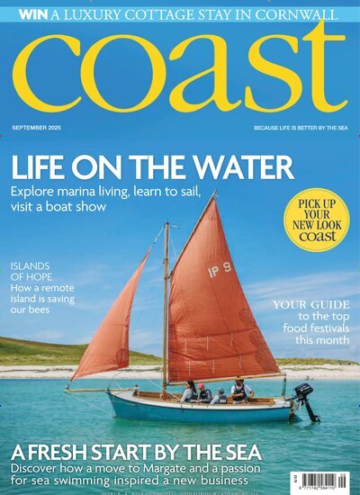 Titelbild der Ausgabe 9/2025 von Coast. Diese Zeitschrift und viele weitere Gartenzeitschriften und Wohnzeitschriften als Abo oder epaper bei United Kiosk online kaufen.