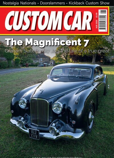 Titelbild der Ausgabe 8/2025 von Custom Car. Diese Zeitschrift und viele weitere Automagazine und Motorradzeitschriften als Abo oder epaper bei United Kiosk online kaufen.