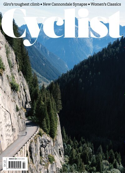 Titelbild der Ausgabe 7/2025 von Cyclist. Diese Zeitschrift und viele weitere Sportmagazine als Abo oder epaper bei United Kiosk online kaufen.