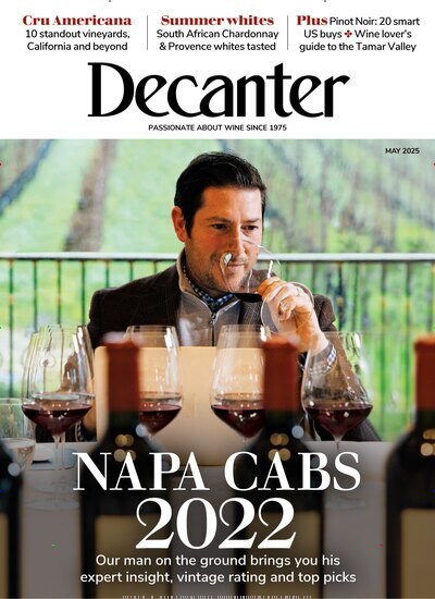 Titelbild der Ausgabe 5/2025 von Decanter. Diese Zeitschrift und viele weitere Gartenzeitschriften und Wohnzeitschriften als Abo oder epaper bei United Kiosk online kaufen.