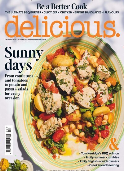Titelbild der Ausgabe 7/2025 von delicious magazine UK. Diese Zeitschrift und viele weitere Kochzeitschriften und Backzeitschriften als Abo oder epaper bei United Kiosk online kaufen.