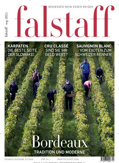 Titelbild der Ausgabe 7/2025 von falstaff Magazin Schweiz. Diese Zeitschrift und viele weitere Kochzeitschriften und Backzeitschriften als Abo oder epaper bei United Kiosk online kaufen.
