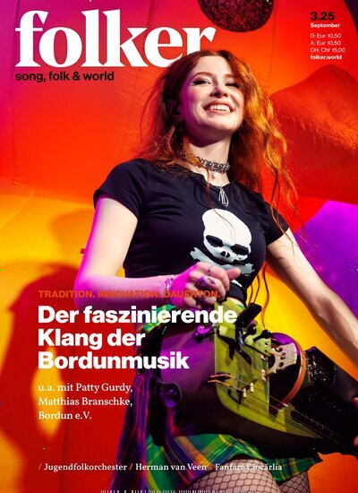 Titelbild der Ausgabe 3/2025 von folker. Diese Zeitschrift und viele weitere Kunstmagazine und Kulturmagazine als Abo oder epaper bei United Kiosk online kaufen.