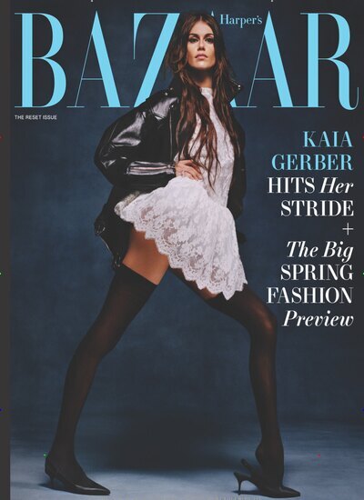 Titelbild der Ausgabe 1/2026 von Harpers Bazaar USA. Diese Zeitschrift und viele weitere Modemagazine und DIY-Magazine als Abo oder epaper bei United Kiosk online kaufen.