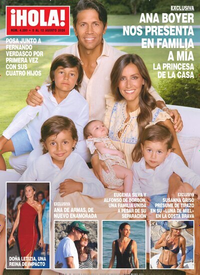Titelbild der Ausgabe 31/2026 von Hola. Diese Zeitschrift und viele weitere Lifestylemagazine und Peoplemagazine als Abo oder epaper bei United Kiosk online kaufen.
