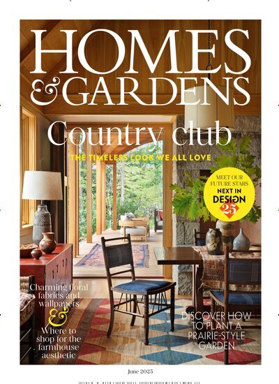 Titelbild der Ausgabe 6/2025 von Homes & Gardens UK. Diese Zeitschrift und viele weitere Gartenzeitschriften und Wohnzeitschriften als Abo oder epaper bei United Kiosk online kaufen.