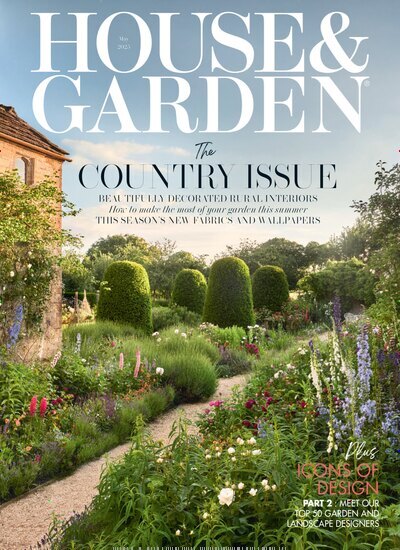 Titelbild der Ausgabe 5/2025 von House & Garden. Diese Zeitschrift und viele weitere Gartenzeitschriften und Wohnzeitschriften als Abo oder epaper bei United Kiosk online kaufen.