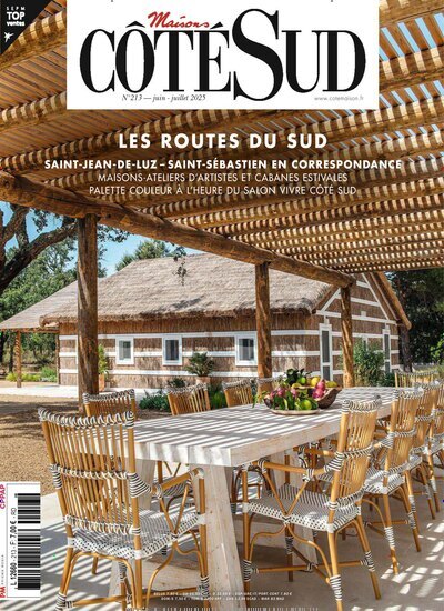 Titelbild der Ausgabe 3/2025 von Maisons Cote Sud. Diese Zeitschrift und viele weitere Gartenzeitschriften und Wohnzeitschriften als Abo oder epaper bei United Kiosk online kaufen.