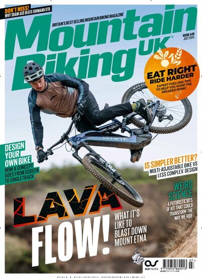 Titelbild der Ausgabe 449/2025 von Mountain Biking UK. Diese Zeitschrift und viele weitere Sportmagazine als Abo oder epaper bei United Kiosk online kaufen.