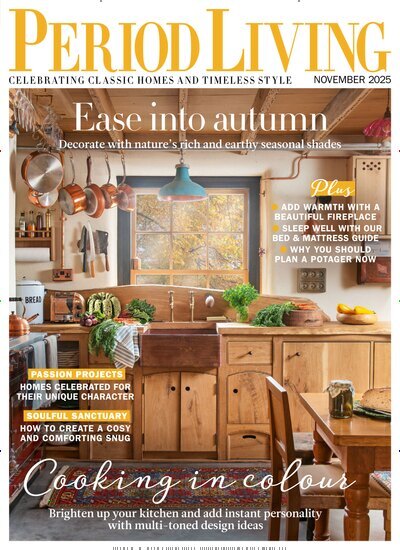 Titelbild der Ausgabe 426/2025 von Period Living. Diese Zeitschrift und viele weitere Gartenzeitschriften und Wohnzeitschriften als Abo oder epaper bei United Kiosk online kaufen.