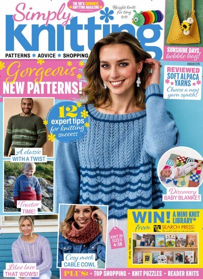 Titelbild der Ausgabe 5/2026 von Simply Knitting. Diese Zeitschrift und viele weitere Modemagazine und DIY-Magazine als Abo oder epaper bei United Kiosk online kaufen.