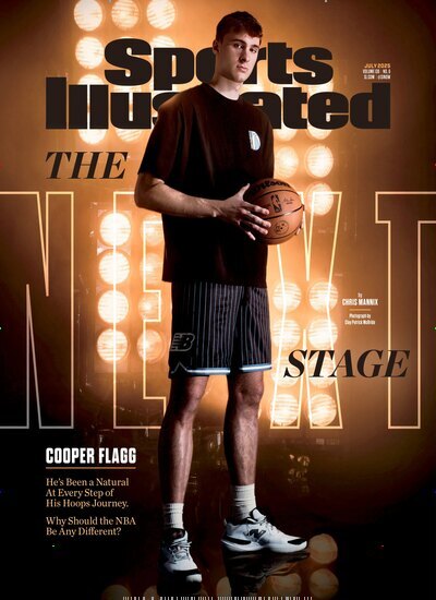 Titelbild der Ausgabe 7/2025 von Sports Illustrated USA. Diese Zeitschrift und viele weitere Sportmagazine als Abo oder epaper bei United Kiosk online kaufen.