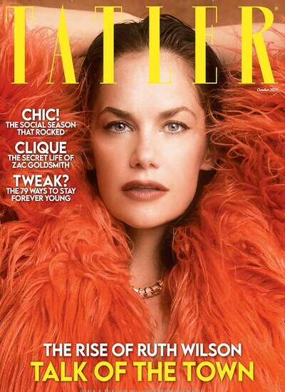 Titelbild der Ausgabe 10/2023 von Tatler. Diese Zeitschrift und viele weitere Frauenzeitschriften als Abo oder epaper bei United Kiosk online kaufen.