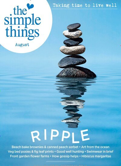 Titelbild der Ausgabe 8/2025 von The simple Things. Diese Zeitschrift und viele weitere Gartenzeitschriften und Wohnzeitschriften als Abo oder epaper bei United Kiosk online kaufen.