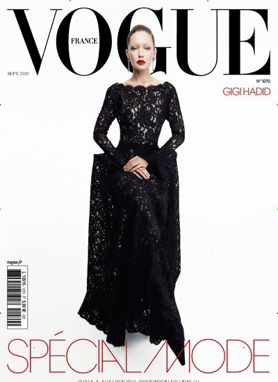 Titelbild der Ausgabe 9/2026 von Vogue Frankreich. Diese Zeitschrift und viele weitere Modemagazine und DIY-Magazine als Abo oder epaper bei United Kiosk online kaufen.