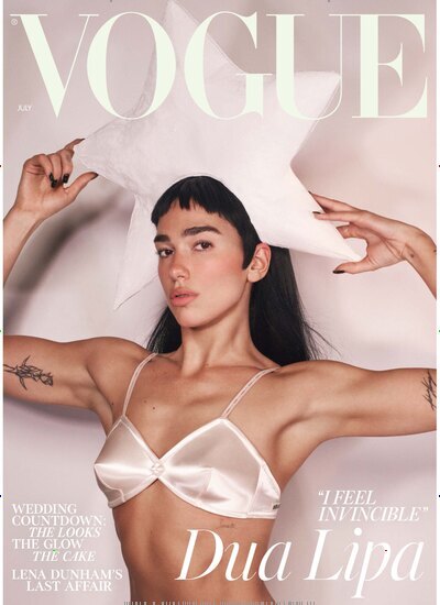Titelbild der Ausgabe 7/2025 von Vogue UK. Diese Zeitschrift und viele weitere Modemagazine und DIY-Magazine als Abo oder epaper bei United Kiosk online kaufen.