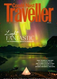 Titelbild der Ausgabe 2/2026 von Conde Nast Traveller UK. Diese Zeitschrift und viele weitere Reisemagazine, Freizeitmagazine und Wissensmagazine als Abo oder epaper bei United Kiosk online kaufen.