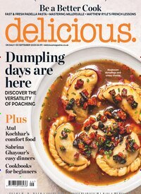 Titelbild der Ausgabe 9/2025 von delicious magazine UK. Diese Zeitschrift und viele weitere Kochzeitschriften und Backzeitschriften als Abo oder epaper bei United Kiosk online kaufen.