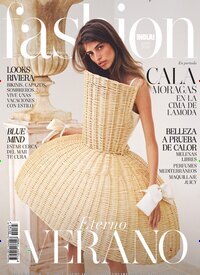 Titelbild der Ausgabe 6/2026 von iHola Fashion. Diese Zeitschrift und viele weitere Modemagazine und DIY-Magazine als Abo oder epaper bei United Kiosk online kaufen.
