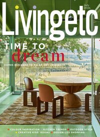 Titelbild der Ausgabe 323/2026 von Living etc UK. Diese Zeitschrift und viele weitere Gartenzeitschriften und Wohnzeitschriften als Abo oder epaper bei United Kiosk online kaufen.