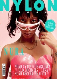 Titelbild der Ausgabe 1/2019 von Nylon. Diese Zeitschrift und viele weitere Frauenzeitschriften als Abo oder epaper bei United Kiosk online kaufen.