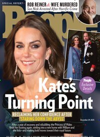 Titelbild der Ausgabe 49/2025 von People Weekly. Diese Zeitschrift und viele weitere Lifestylemagazine und Peoplemagazine als Abo oder epaper bei United Kiosk online kaufen.