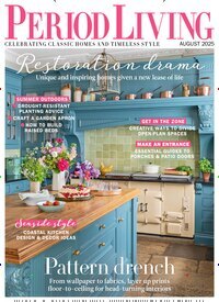 Titelbild der Ausgabe 423/2025 von Period Living. Diese Zeitschrift und viele weitere Gartenzeitschriften und Wohnzeitschriften als Abo oder epaper bei United Kiosk online kaufen.