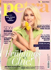 Titelbild der Ausgabe 5/2022 von petra. Diese Zeitschrift und viele weitere Frauenzeitschriften als Abo oder epaper bei United Kiosk online kaufen.