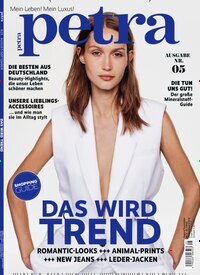 Titelbild der Ausgabe 5/2025 von petra. Diese Zeitschrift und viele weitere Frauenzeitschriften als Abo oder epaper bei United Kiosk online kaufen.