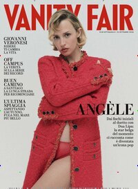 Titelbild der Ausgabe 28/2026 von Vanity Fair Italien. Diese Zeitschrift und viele weitere Lifestylemagazine und Peoplemagazine als Abo oder epaper bei United Kiosk online kaufen.