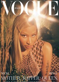 Titelbild der Ausgabe 7/2025 von Vogue Italien. Diese Zeitschrift und viele weitere Modemagazine und DIY-Magazine als Abo oder epaper bei United Kiosk online kaufen.