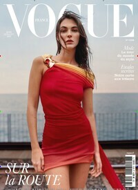 Titelbild der Ausgabe 38/2023 von Vogue Paris. Diese Zeitschrift und viele weitere Modemagazine und DIY-Magazine als Abo oder epaper bei United Kiosk online kaufen.