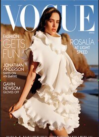 Titelbild der Ausgabe 1/2026 von Vogue USA. Diese Zeitschrift und viele weitere Modemagazine und DIY-Magazine als Abo oder epaper bei United Kiosk online kaufen.